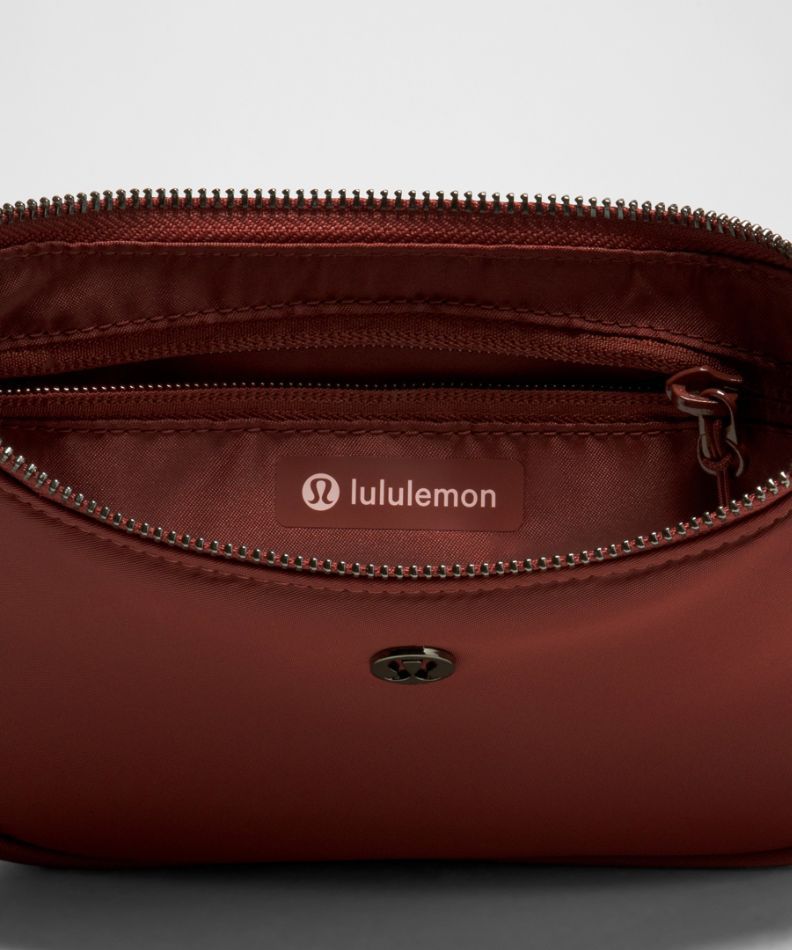 BOLSO LULULEMON MINI