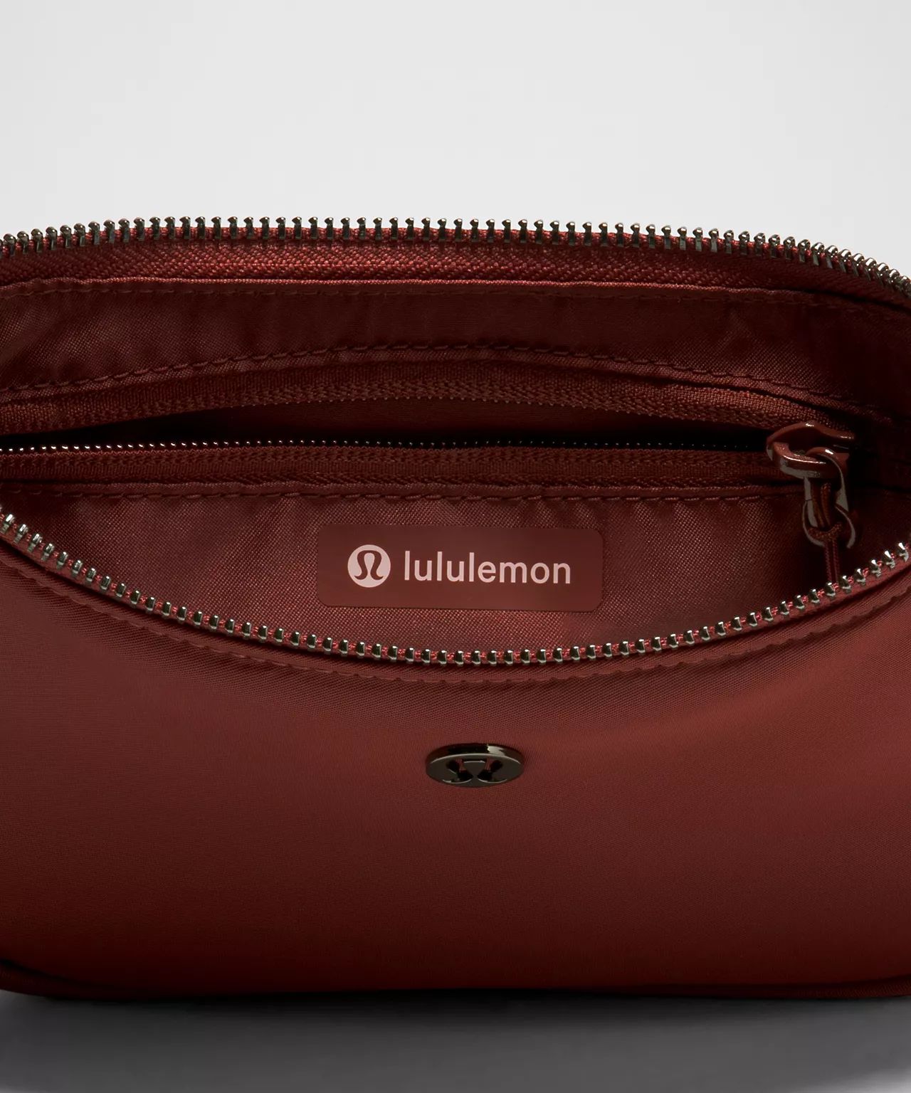 BOLSO LULULEMON MINI